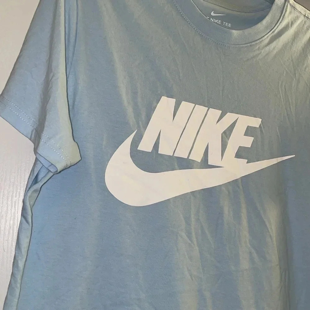 Nike Swoosh Sky Blue Tee Shirt - Picture 3 of 8